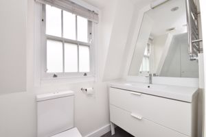 En Suite 1- click for photo gallery